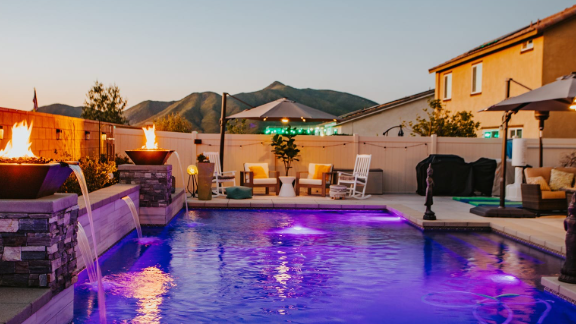 Dive into Luxury: How Custom Pool Builders in Hurricane, Utah Can Transform Your Backyard